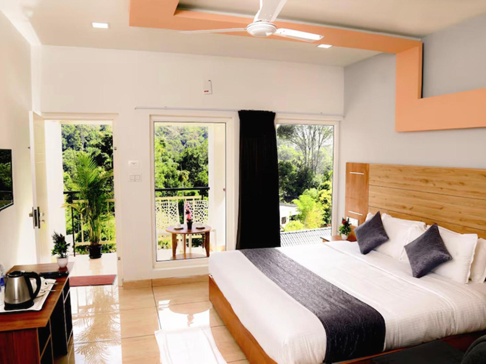 Munnar Majestic Resort With Pool Exterior photo
